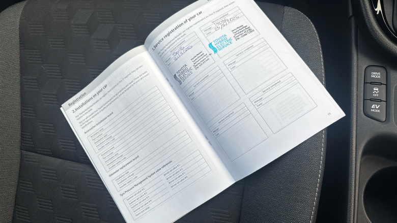 Toyota Yaris 1.5 Hybrid Design 5dr CVT Hybrid Hatchback